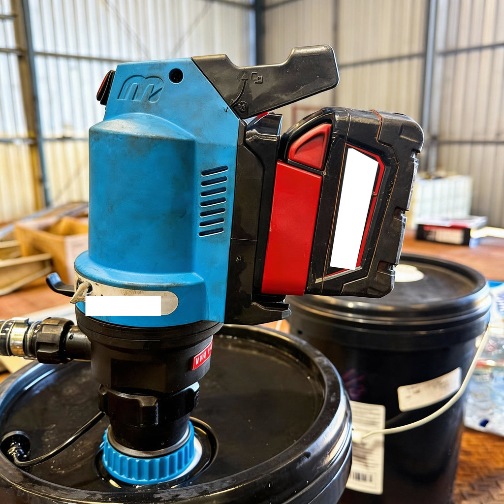 Milwaukee 18V to MacNaught 18V Battery Adapter (Pump, Grease Gun)