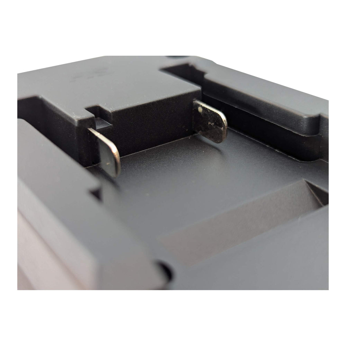Ozito 18V PXC to Husqvarna 18V Aspire P4A battery adapter - electrical side contacts close up